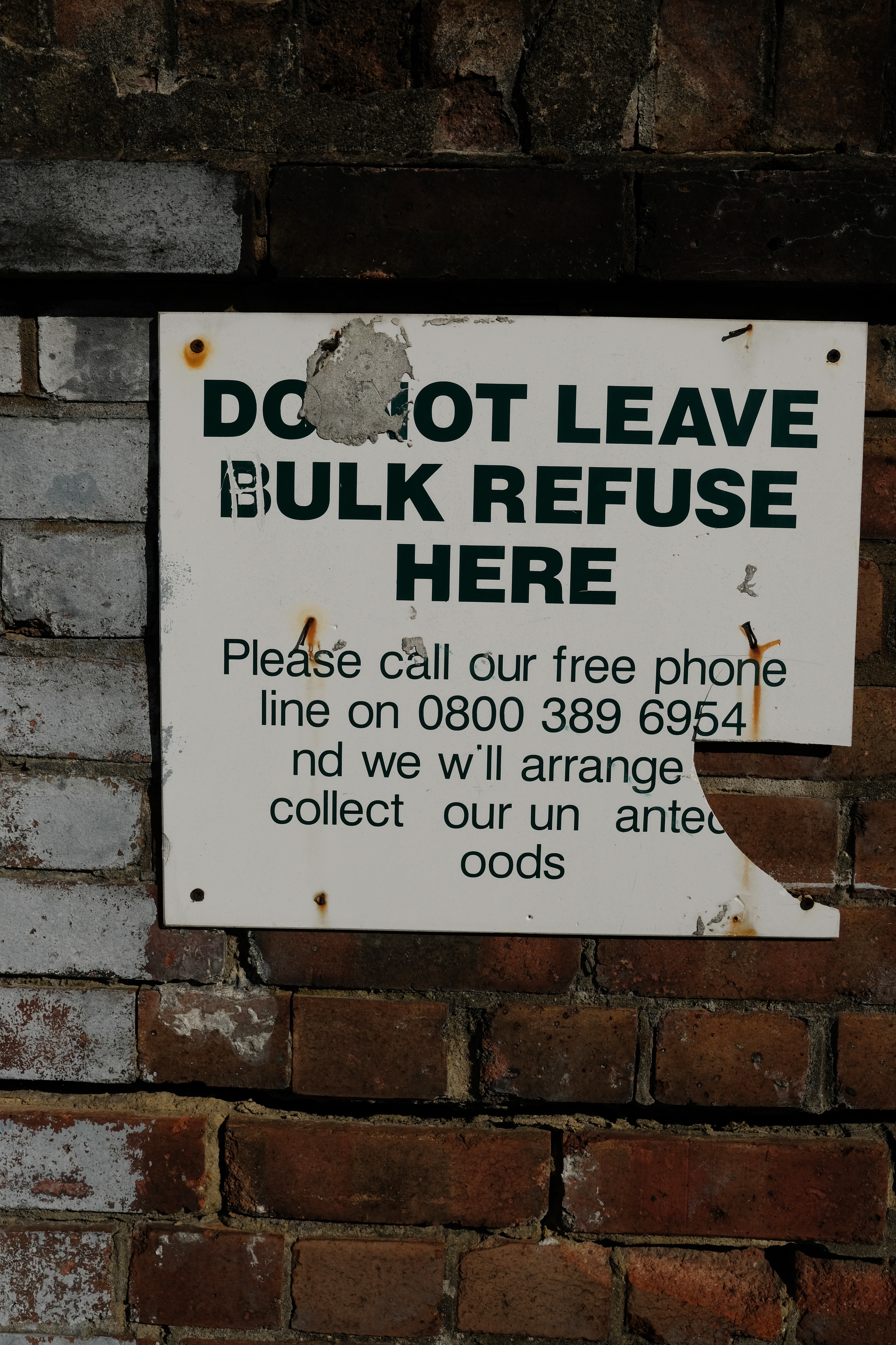 New Neighbours photograph 6