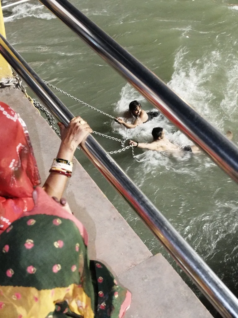 अतिथिदेवो भव photograph 6